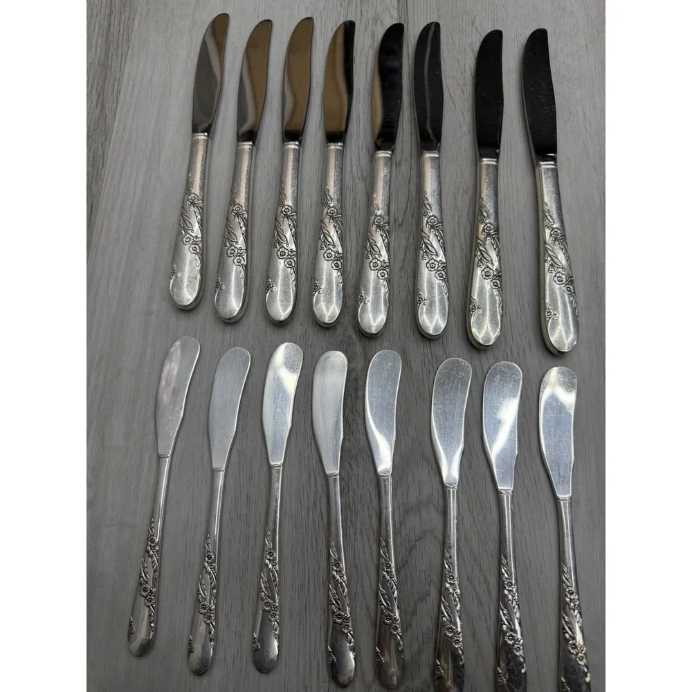 Oneida Community Bridal Wreath Silverplate 62pc Flatware Set 1955 Wood Box